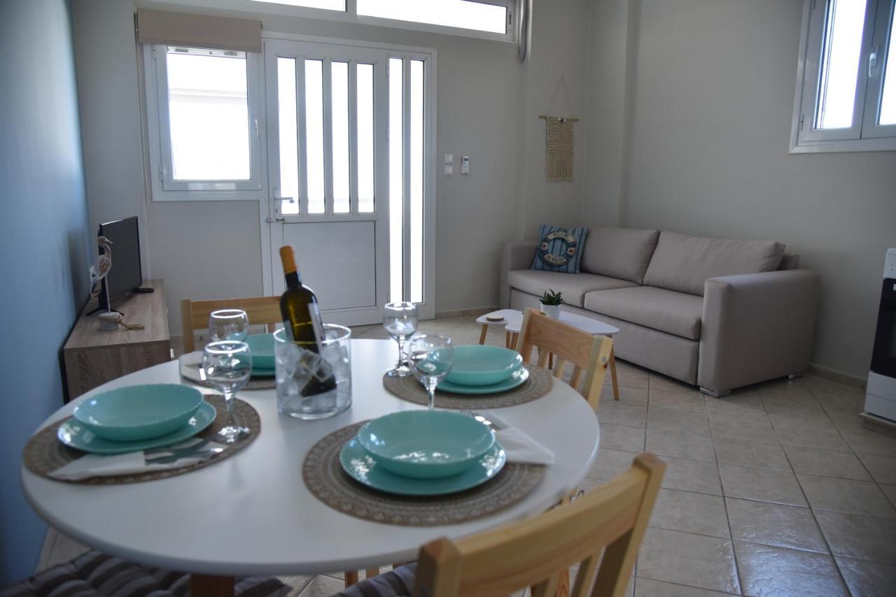 Family Apartments 1 Lechaio Extérieur photo