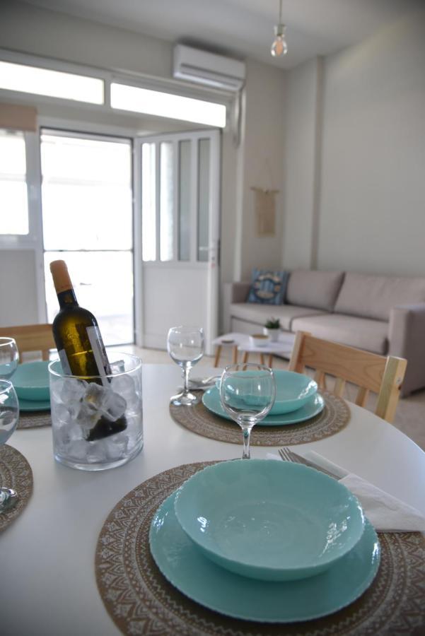 Family Apartments 1 Lechaio Extérieur photo