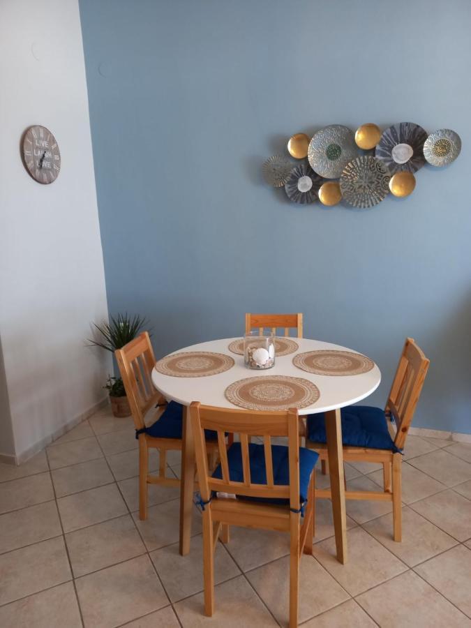 Family Apartments 1 Lechaio Extérieur photo